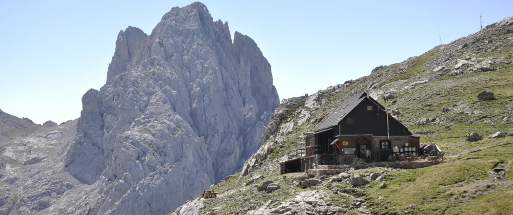 trekking picos de europa anillo de picos